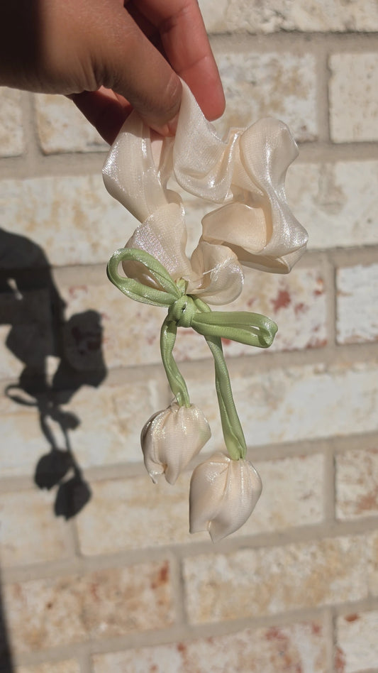 Tulip Scrunchie